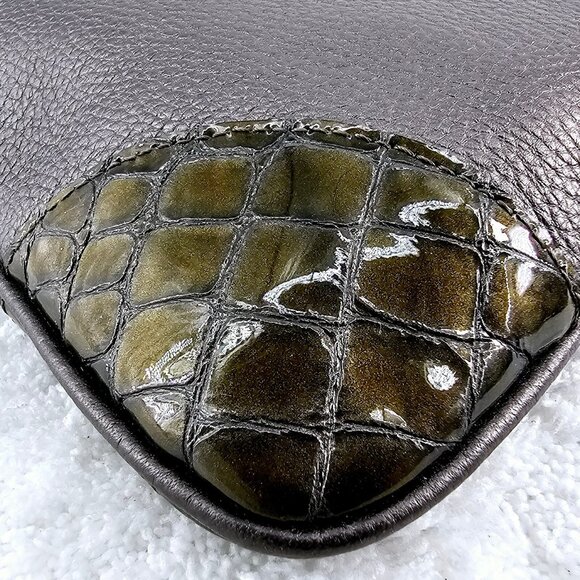 BRIGHTON Pewter Pebble Faux Patent Croc Leather Adjustable Strap Crossbody - Picture 8 of 15